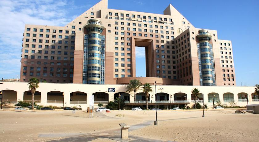 Haifa Almog Vip Hotel Sea View Apartments Стая снимка