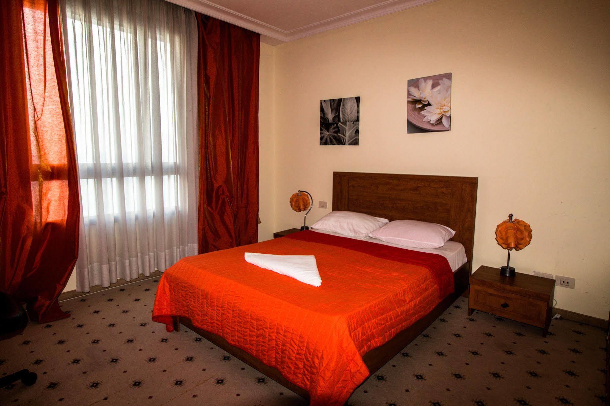 Haifa Almog Vip Hotel Sea View Apartments Екстериор снимка
